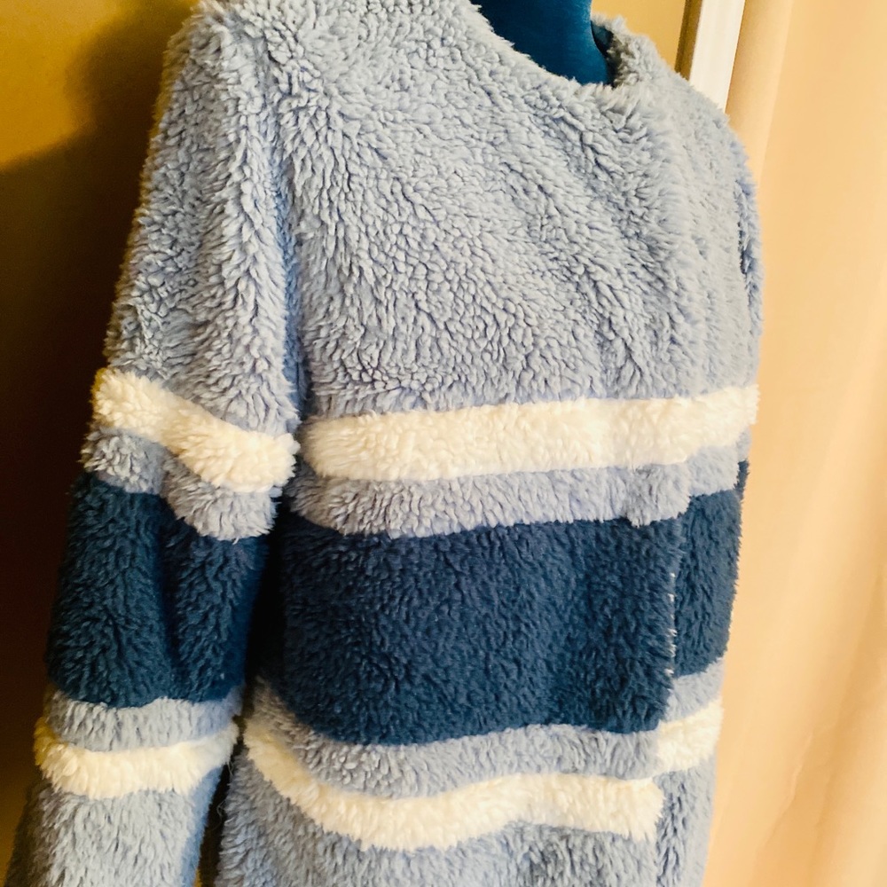 🌻Woven Heart • Blue Striped Teddy Bear Faux Fur Coat L New - Picture 1 of 6